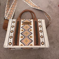 Wrangler Purse And Wallet