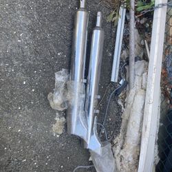 Harley Davison Pipes Two Sets Pick Up Only 