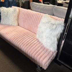 Adorable Futon! 😍🔥❤️ Easy Financing! 