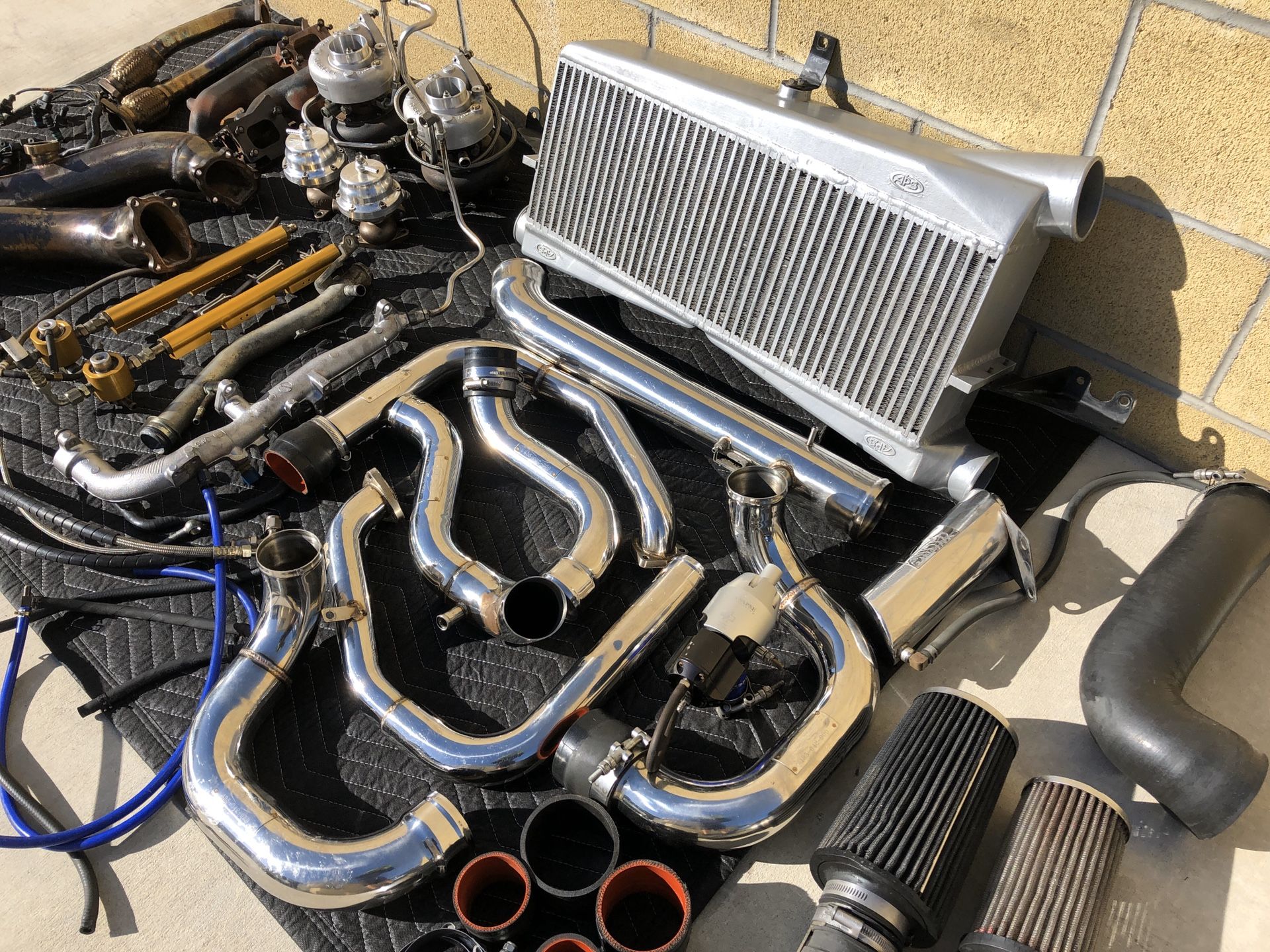 APS Extreme Twin Turbo Kit for 350z or G35 for Sale in South Gate, CA