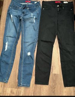 2 GUESS jeans for $10