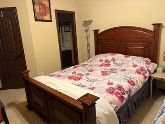 Queen Size Wood Poster Bed Frame