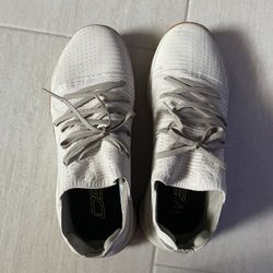 Under Armor Curry 4 Low Baja Size 11. Used a Couple Times Baja Brown 