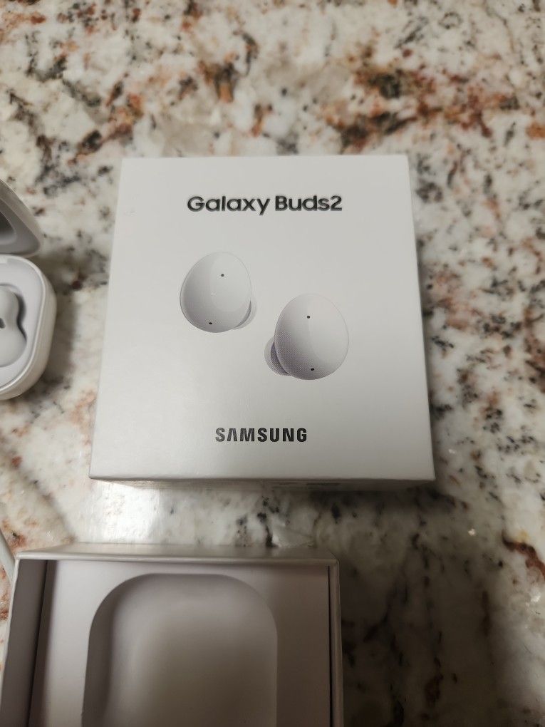 Galaxy Buds2 Samsung