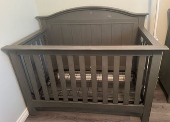 Grey Crib