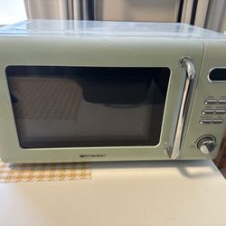 Retro Emerson Microwave