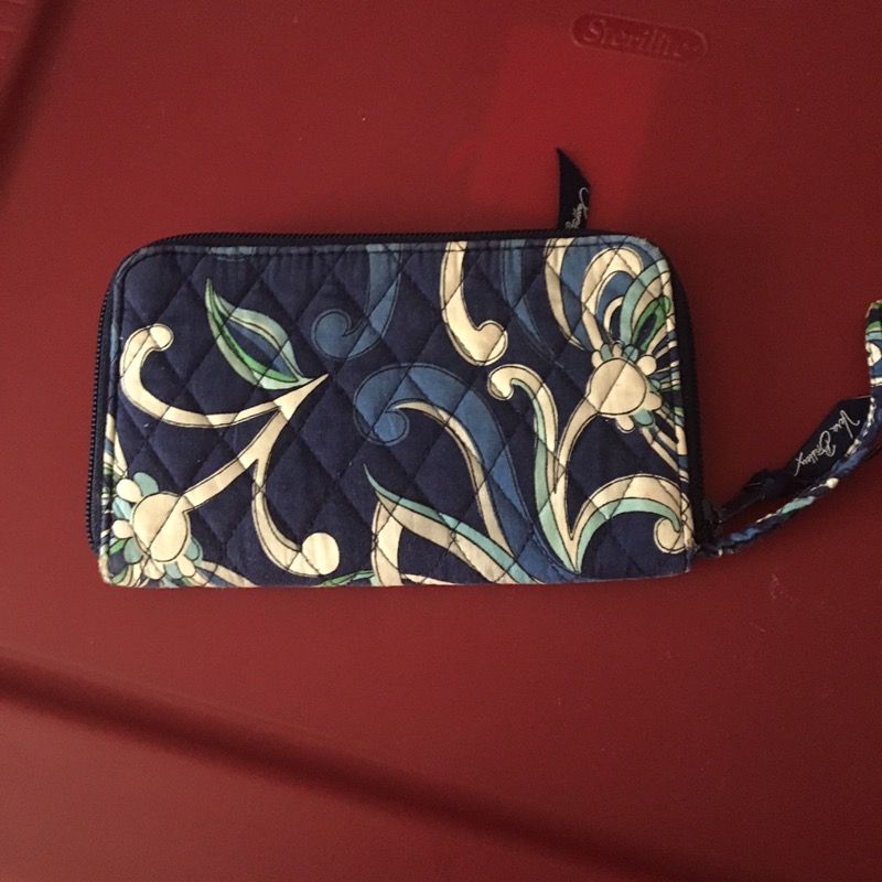 Vera Bradley wallet/wristlet