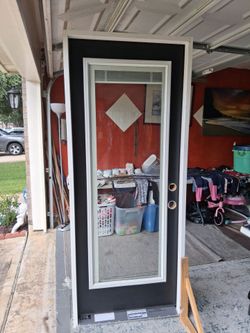 Back Yard Door Whit Frame LH  price  firm  only cash