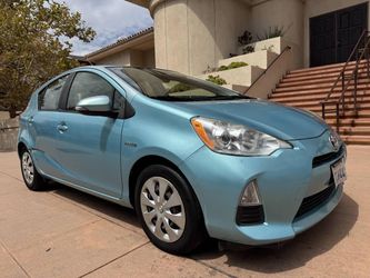 2013 Toyota Prius c