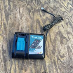 Makita Charger