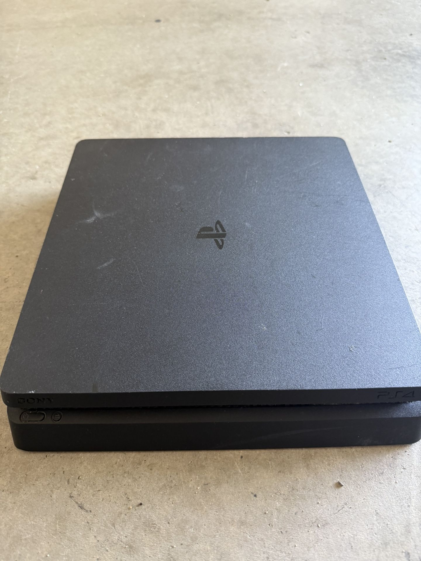 PS4