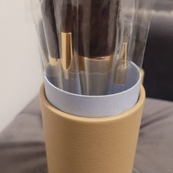 Estee Lauder Brush Set