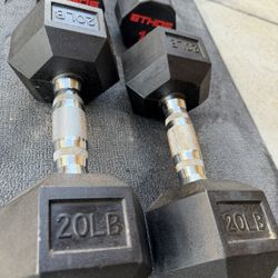 Set Of 20lbs And Set Of 10lb Dumbbells 
