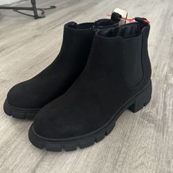Girl Boots 