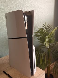 PS5 Slim Disc Edition
