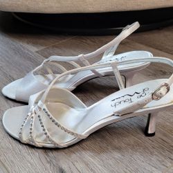 Silver Heels Size 7 1/2