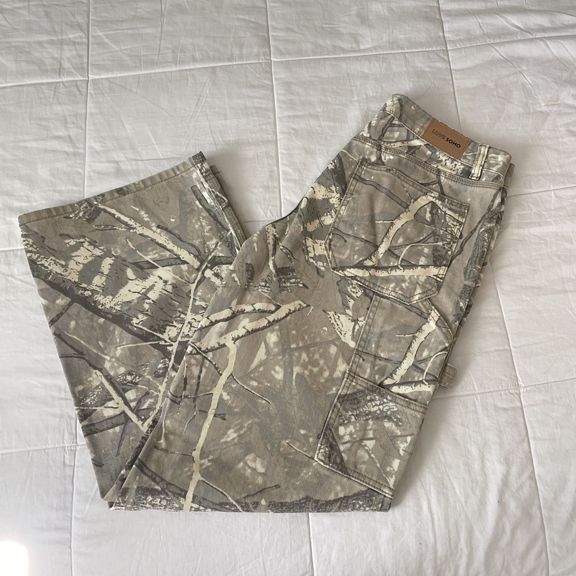 Camo Low Rise Cargo Pants