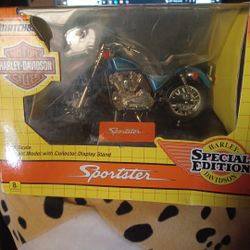  Harley Davidson Matchbox Motorcycle 