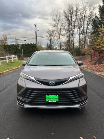 2024 Toyota Sienna