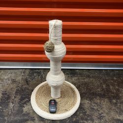 Cat Scratching Post, Hardly Used