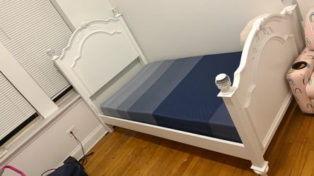 Twin size children, bedframe