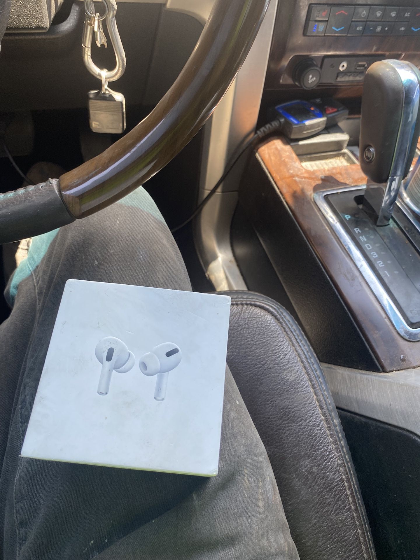 Apple AirPod pros