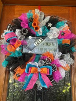 Spurs wreaths