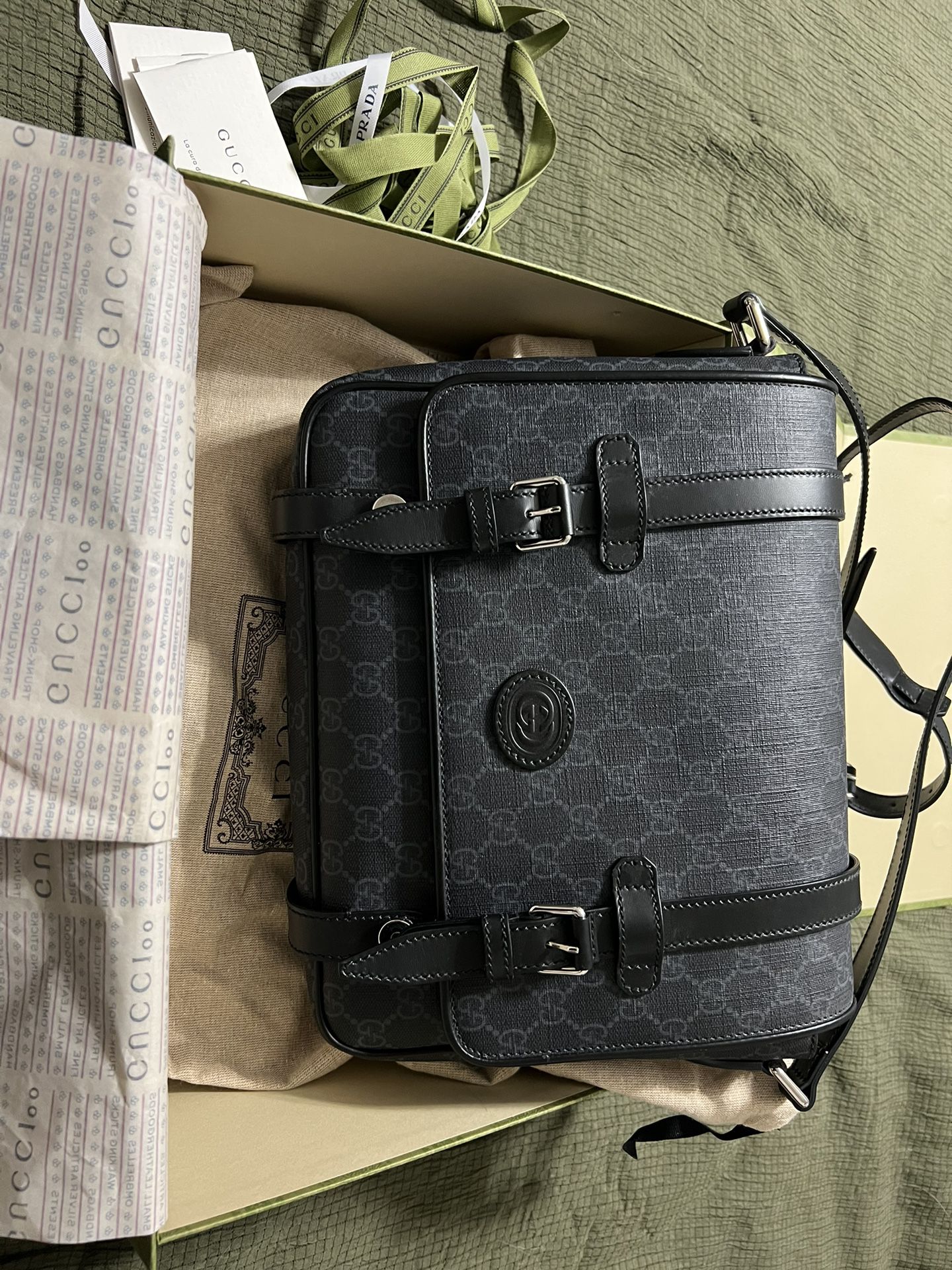 gucci messenger bag Authentic With Dust Bag