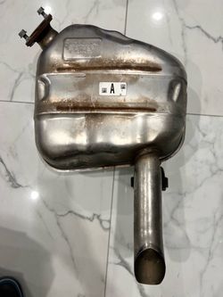 Honda Civic 1.5 Turbo OEM rear muffler 2016-2021