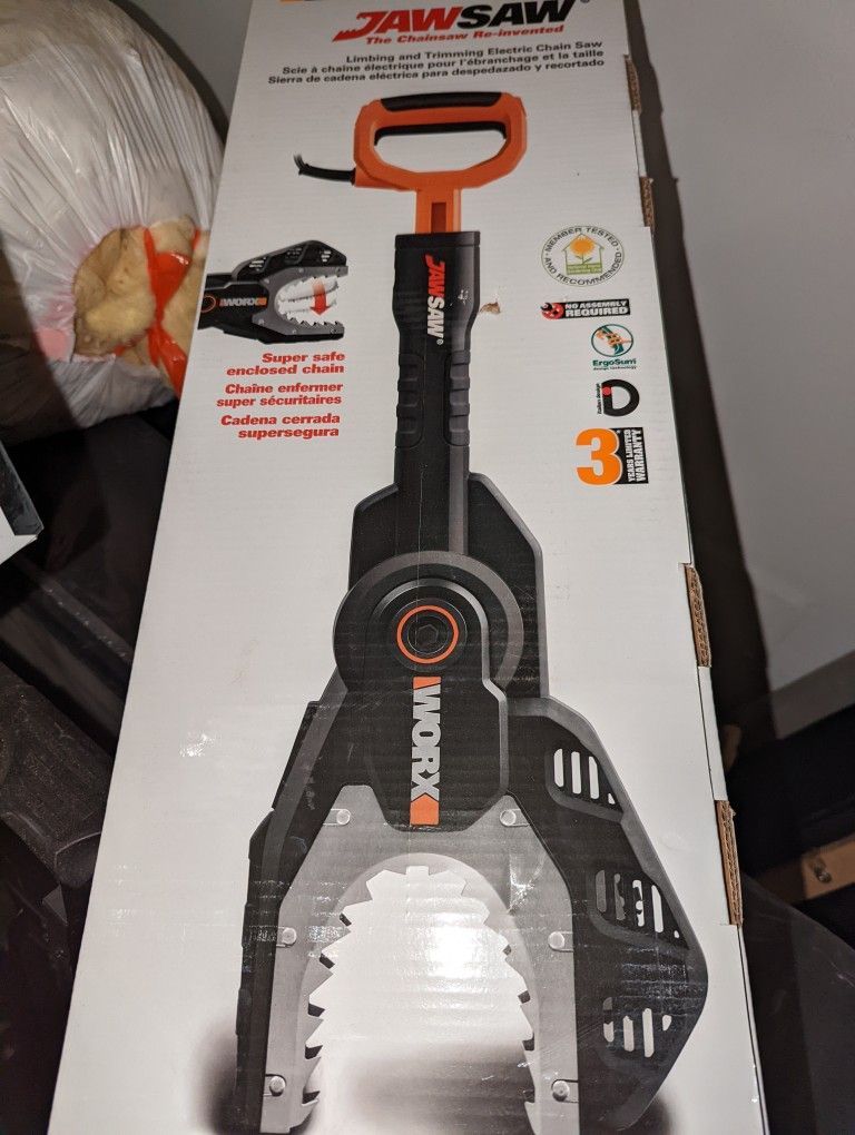 Frequently Asked Questions of how to use an extension pole with electric chainsaw