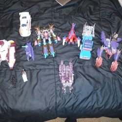 Figure Collection And Accessories And Manuals