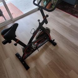 Stationary Bike / Exercise Bike