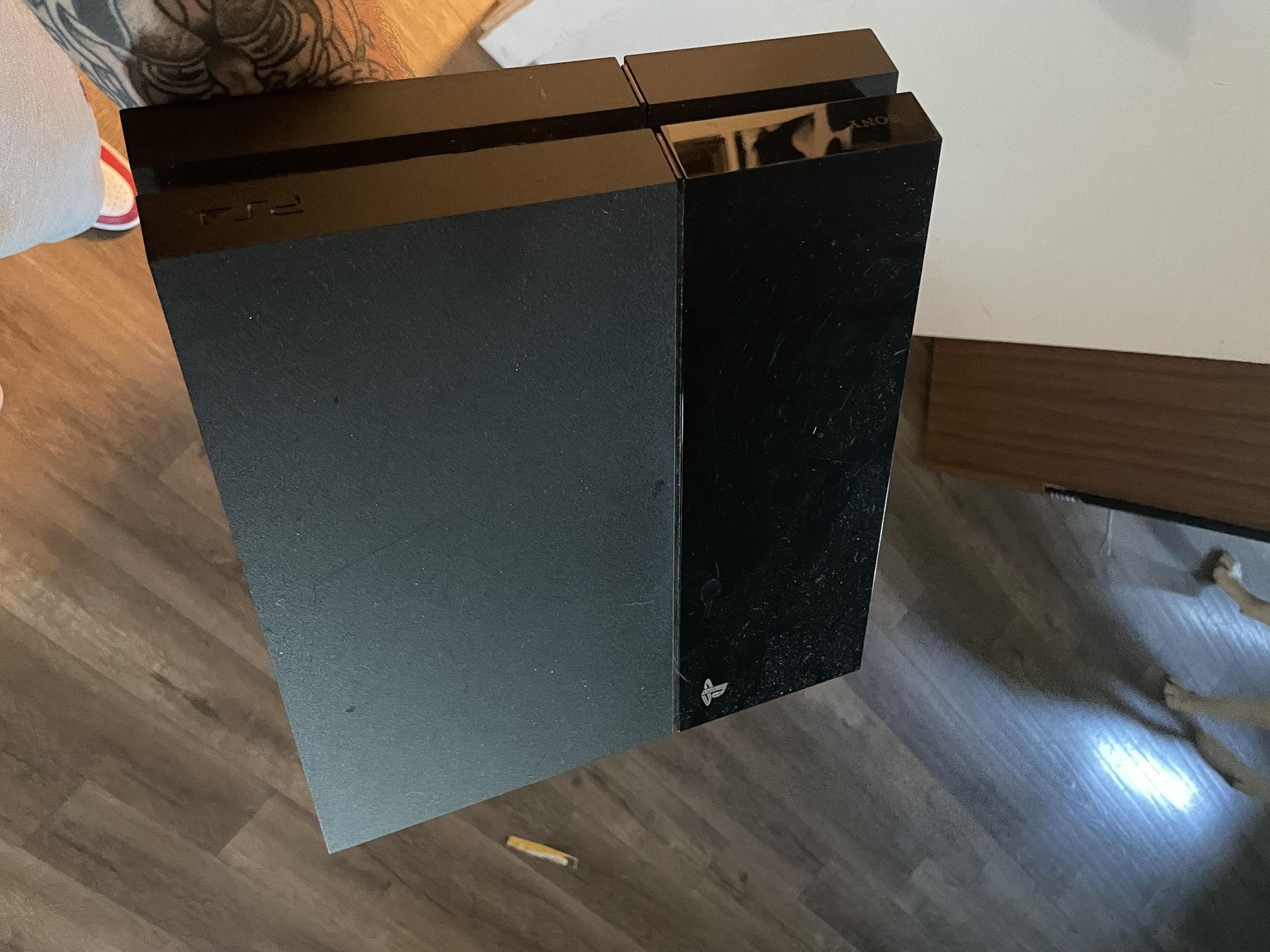 PS4