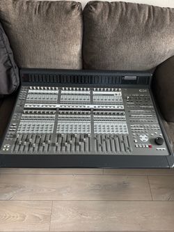 C24 Mixing Console