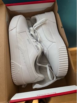 Womens shoes