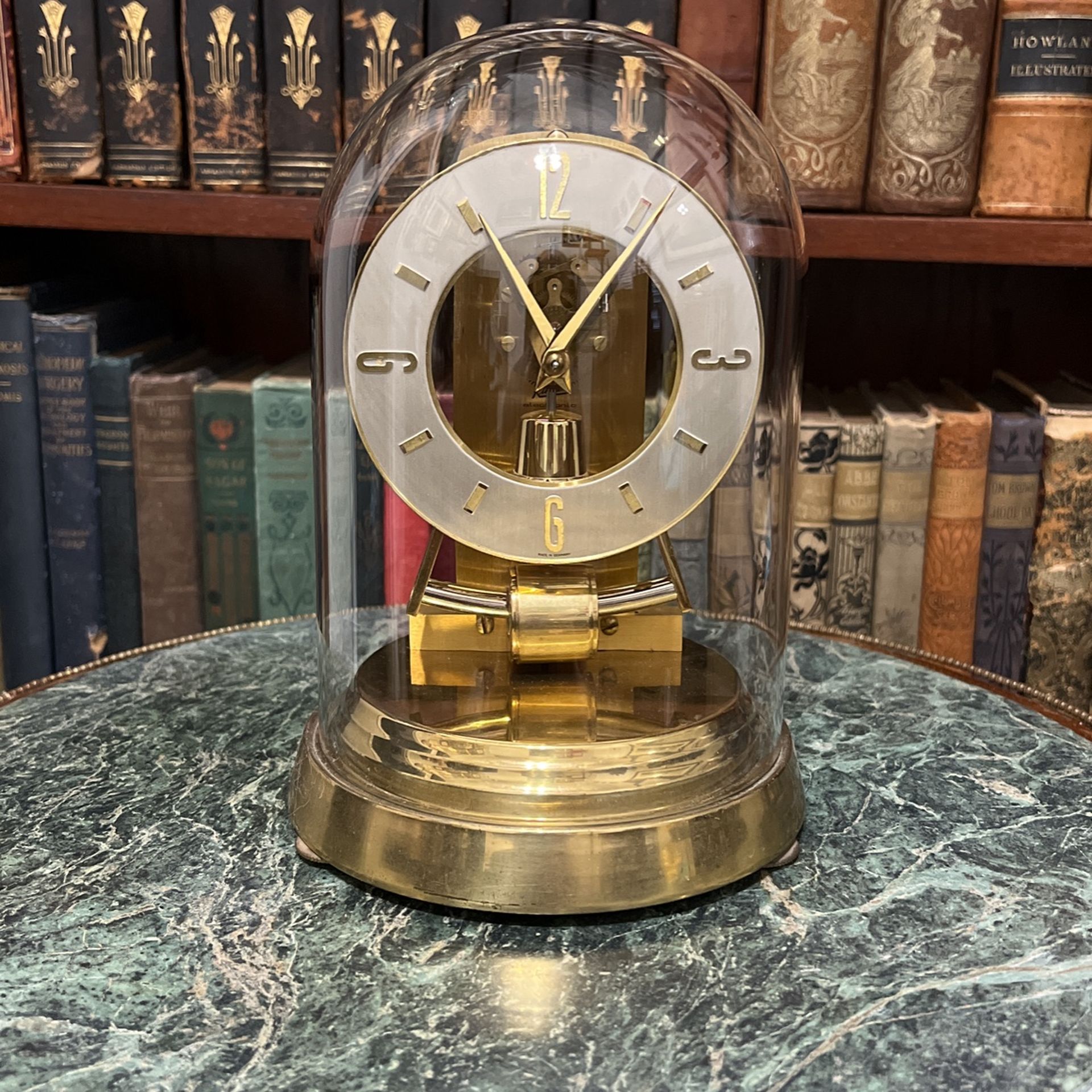 Kundo Electronic Clock