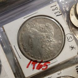 20.    MORGAN Dollars  au condition