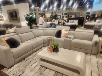 Power Reclining Modular Sectional Sofa!