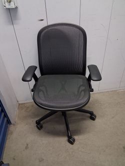 Knoll chair..in good condition $ 160 each