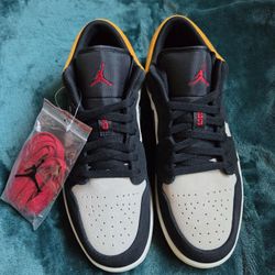 Jordan 1 Low Sail University Gold Black Men's 10