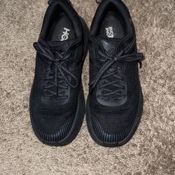 HOKA ONE ONE