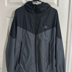  Nike Windbreaker