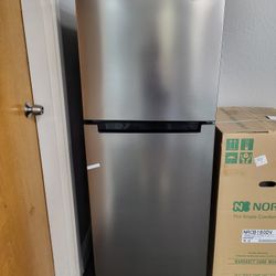 🌞Sizzling Summer Sale! New 2024 Seasons 10cu.ft. Mini Top Freezer Fridge-Warranty Included 