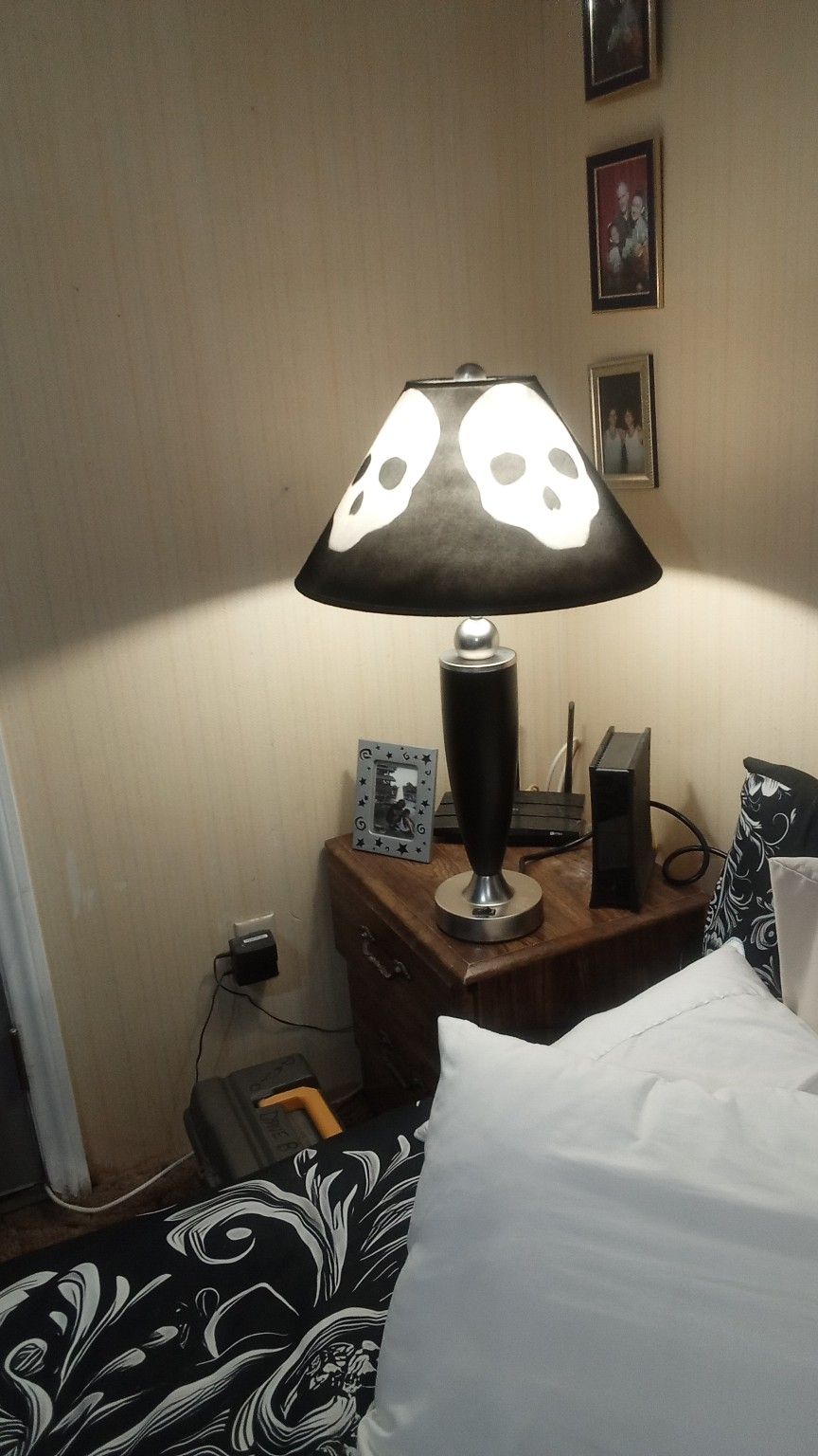 Skull Lamp