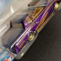 Hot Wheels Chevy Monte Carlo Lowrider (2001 Mainline Collector Edition "Montezooma")