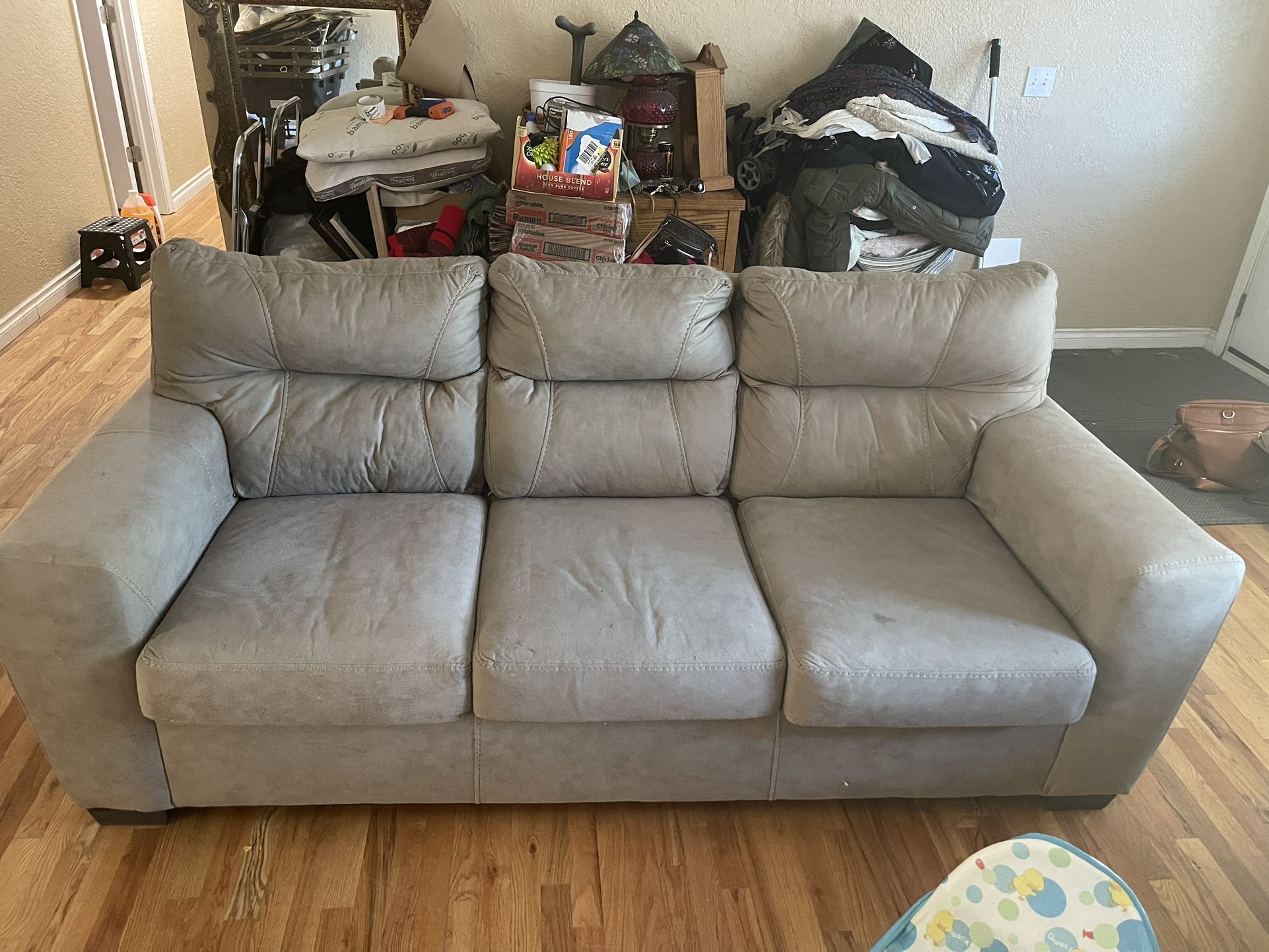 Gray Couch for Sale in Vancouver, WA OfferUp