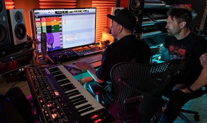 Studio recording classes ! Learn to record like the pros!