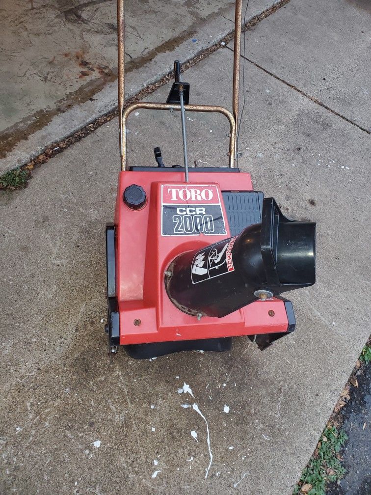 Toro Snowthrower (Snowblower)
