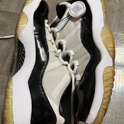 Jordan 11 low concord size 11.5