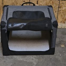 Lightweight Pet Kennel